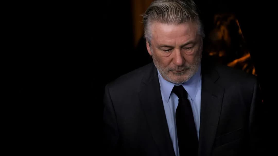Alec Baldwin: Kontrowersyjny Aktor z Niezwykłą Karierą i Życiem Osobistym
