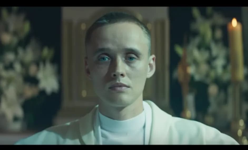 Film Boże Ciało - kontrowersyjny dramat o fałszywym księdzu