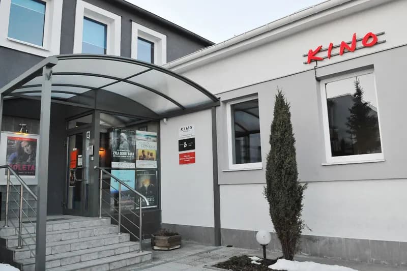 Odzwiedź Bułgarską 19 w Poznaniu - kultowe kino dla wszystkich filmowych pasjonatów